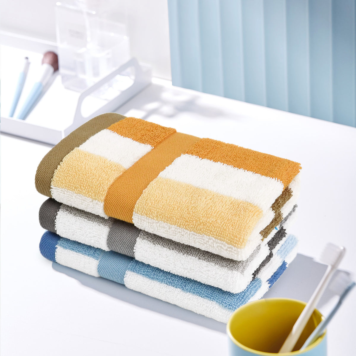 Jacquotha 12 Pack Wash Cloths for Showering 3 Colors, Cotton Washcloths Gentle for Men Women Kids, Durable Wash Rags Large Size 13" X 13"