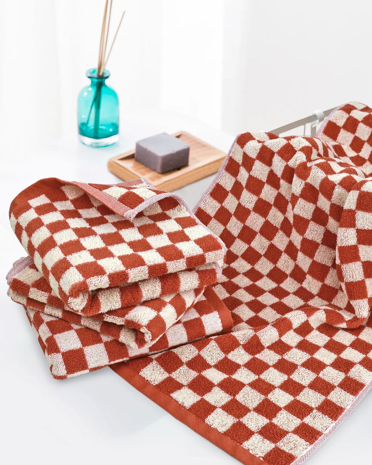 Jacquotha Hand Towels for Bathroom Set of 4 - Cute Checkered Bathroom Towels for Kitchen Decor, Lightweight for Bath Face Body