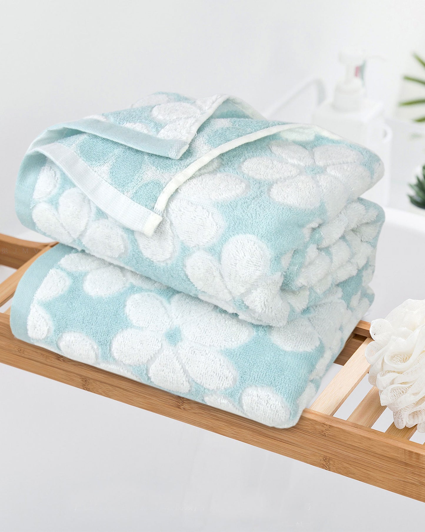 Jacquotha Soft Bath Towels 2 Pack, Super Absorbent Shower Towels 27.5x55 Inches, Cute Floral Jacquard Bathroom Set, Cotton