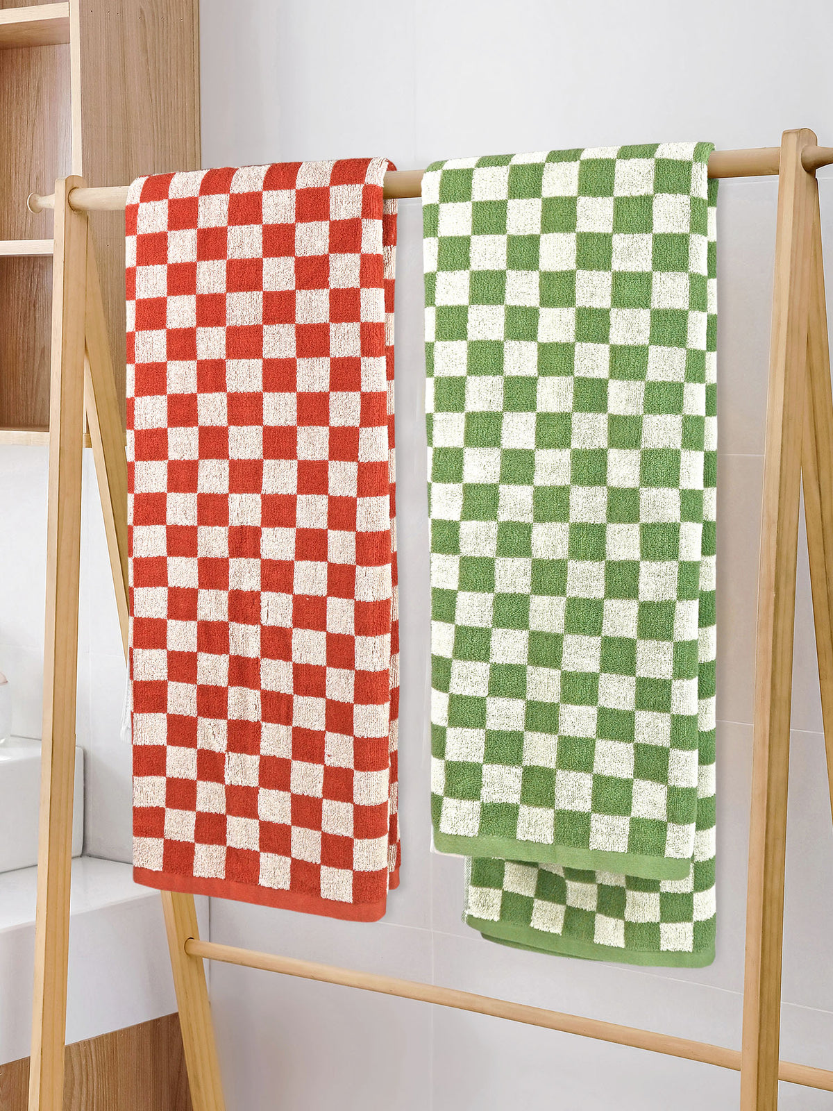 Jacquotha Checkered Bath Towels for Bathroom Decor, 2 Pack Shower Towels 55" x 27.5", Super Soft and Quick Dry (Orange + Green), Colorful for Swim Pool Beach