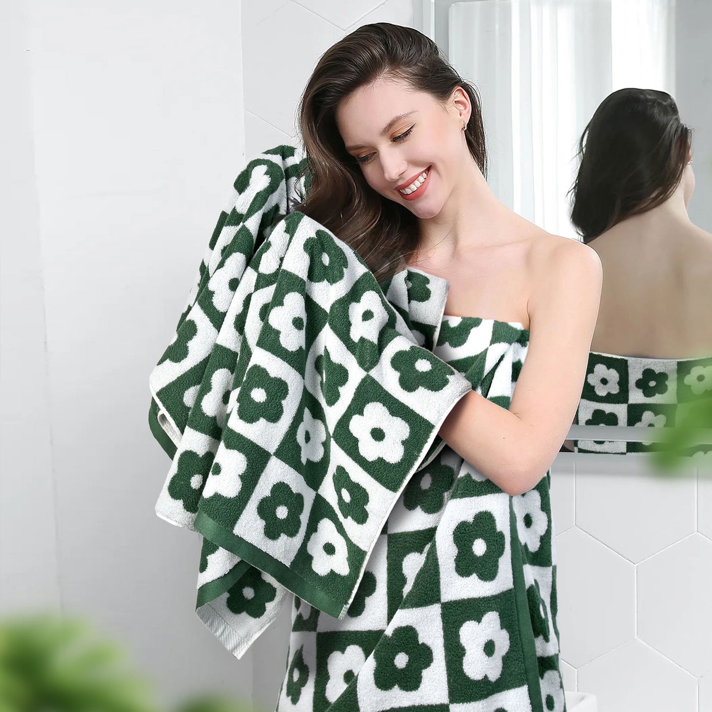 Jacquotha 2-Pieces Luxury Bath Towels Checkered Floral, Flower Towels for Women Girls Shower Body 27.5x55 Inches, Valentines Decor for Bathroom & Pool Days, Cotton