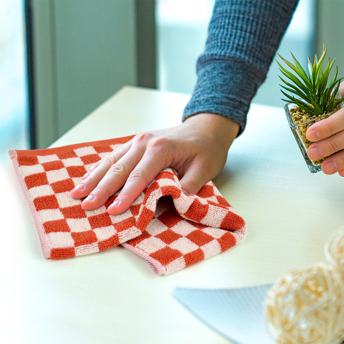 Jacquotha Wash Cloths Checkered 4 Pack - Cotton Washcloths for Face Body, 13 x 13 Inches Daily Cleansing Kitchen Towels